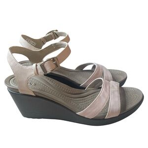 Crocs Women's Leigh II Ankle Strap Wedge Size 11‎
